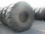 Michelin recap 37.25R35 RL4J 103-0330_IMG