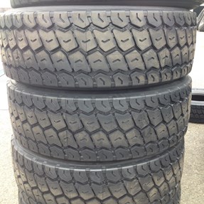 385-65R22.5 RETREAD RSSY3